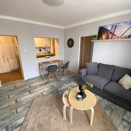 Chill Apartman Miskolc Buitenkant foto